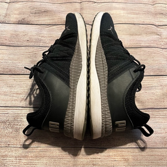 Black & White Athletic Puma Sneakers, Size 12 - Picture 3 of 11